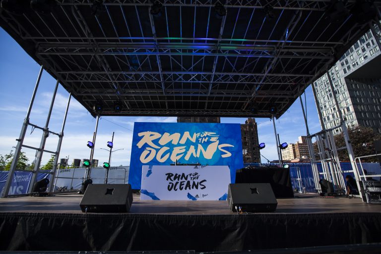ADIDAS RUN FOR THE OCEANS DOMINO PARK Stage